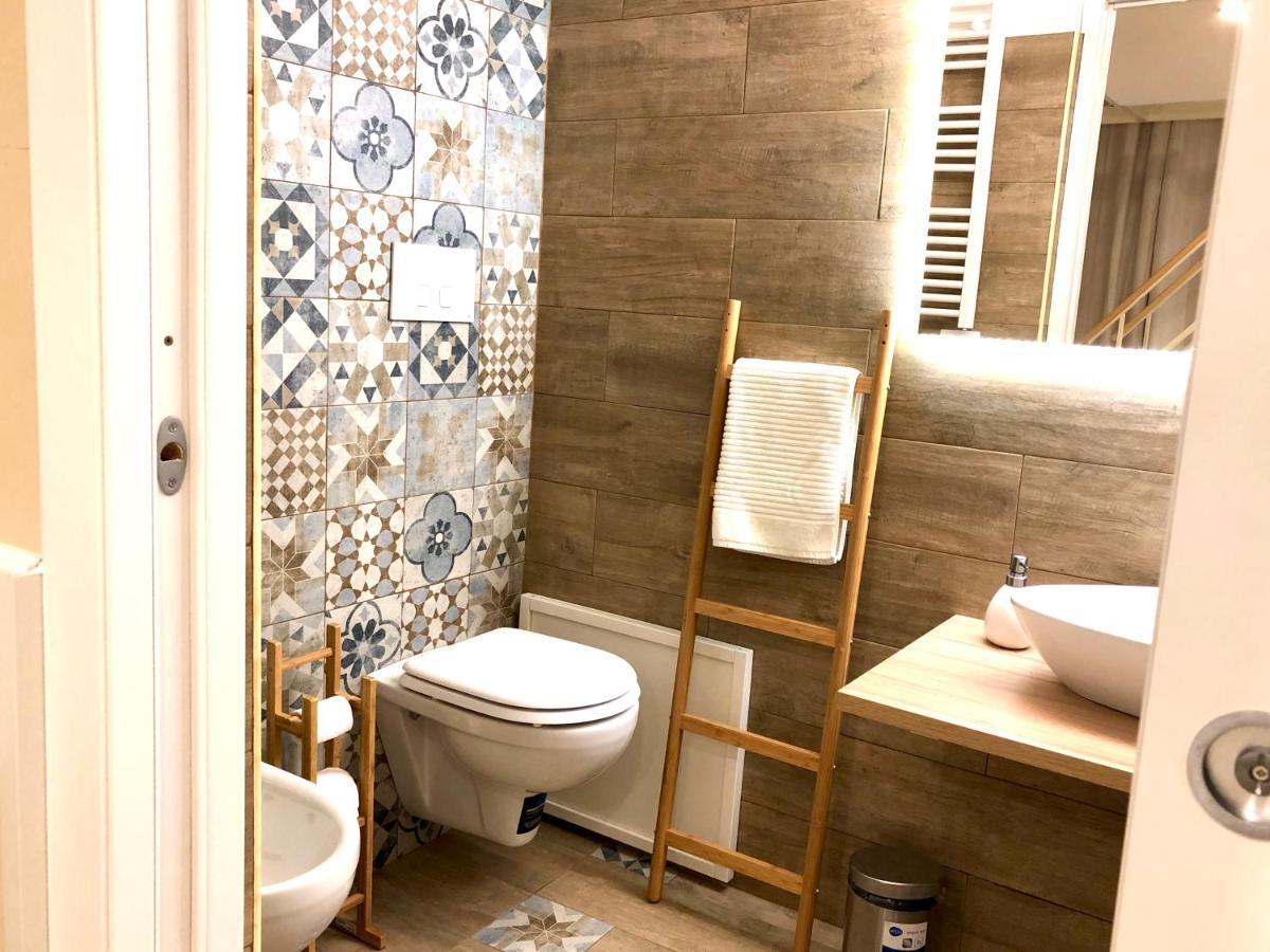 Borgo Empedocle House Apartment Catania Bagian luar foto