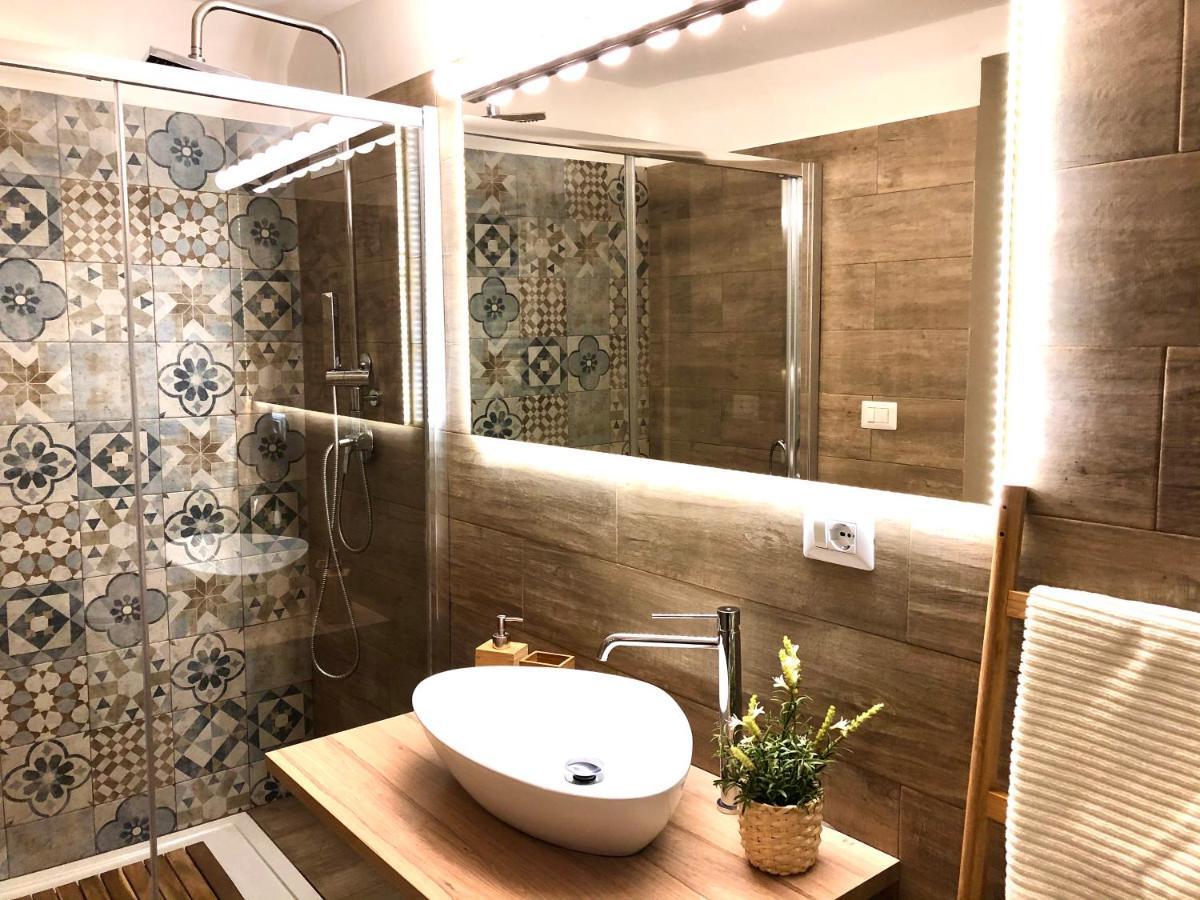Borgo Empedocle House Apartment Catania Bagian luar foto